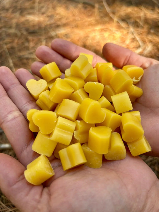 Sweet, simple, and sustainably made. Our beeswax hearts are more than just a craft supply—they are a tribute to the hard-working bees of Aotearoa. Whether you're melting them down for your favorite salve or displaying them on a shelf, these hearts radiate a warm, natural glow.

• Available in three sizes: 40g (Sweet & Simple), 100g (The Classic), 150g (The Maker’s Choice) and 500g (The Maker’s Heart).