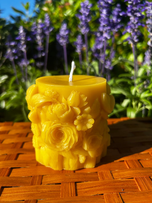 Queen’s Garden 100% Beeswax Candle